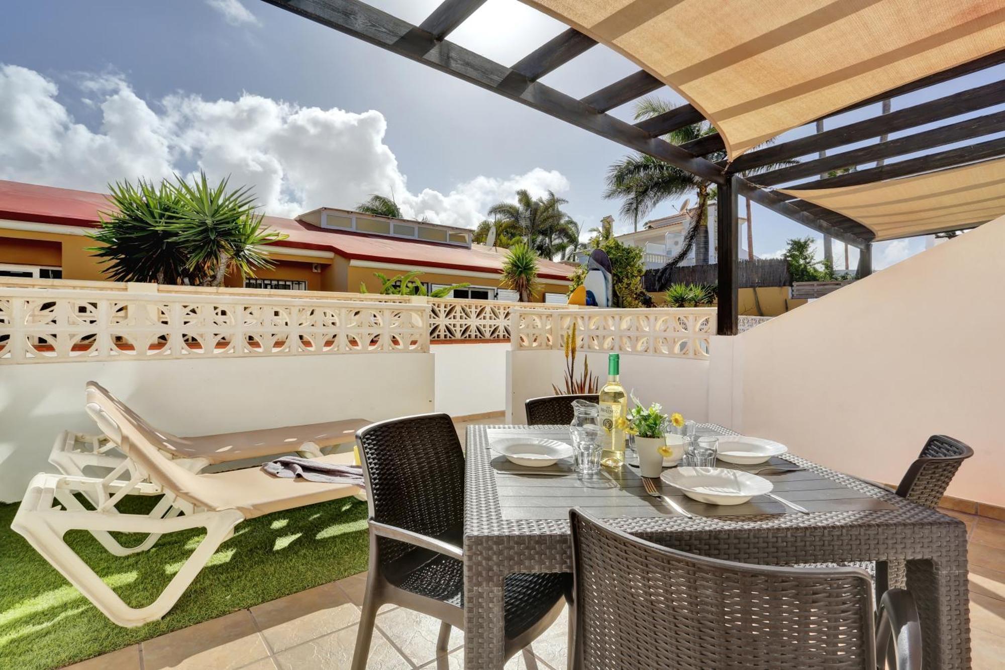 Ferienwohnung Residencia Lena Corralejo Exterior foto